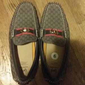 Phat pharm size 9 shoes that my man never wore 1